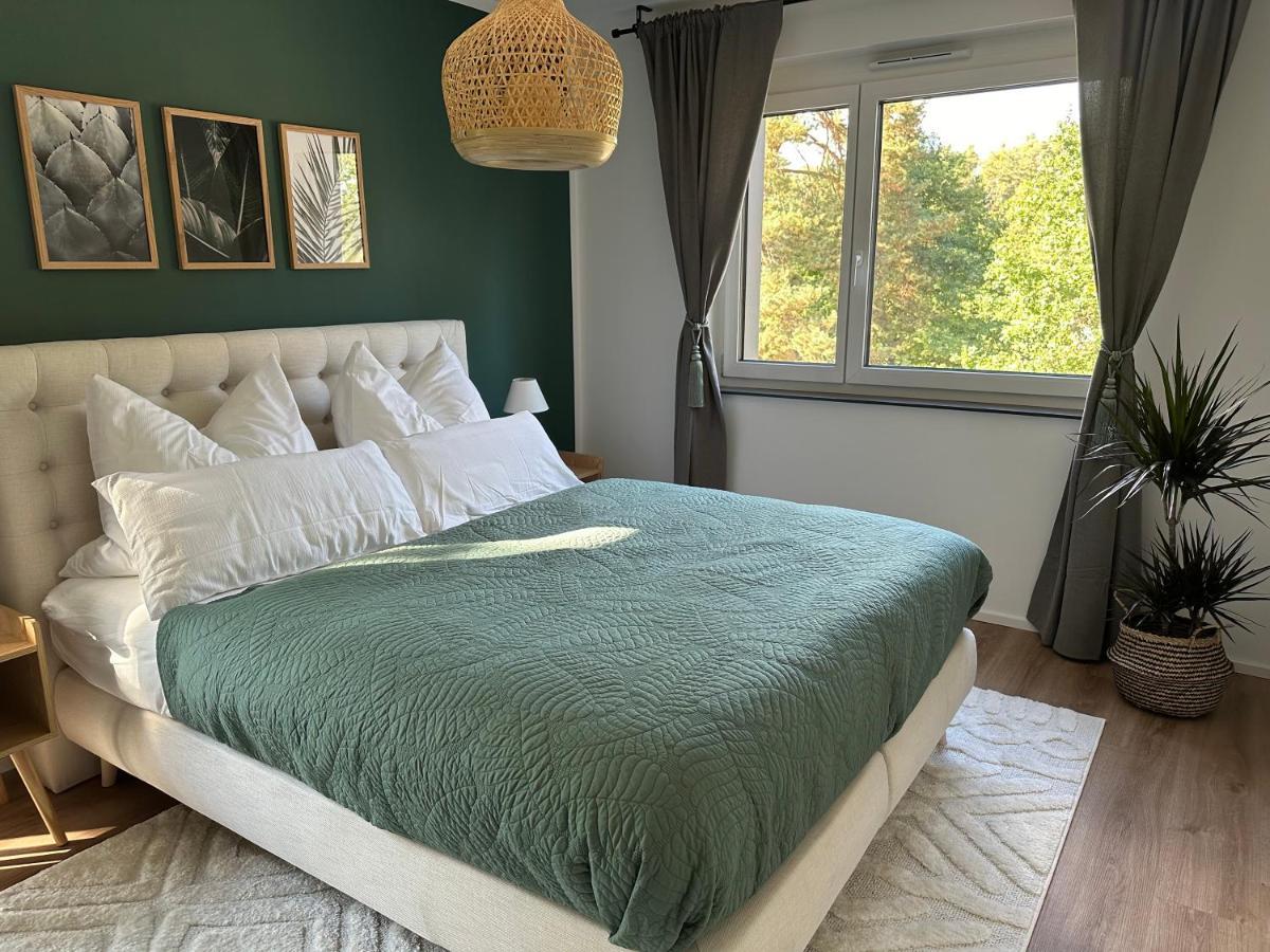 Ferienwohnung-Parkplatz-Balkon-Kueche-Aufzug-Smarttv-Waschtrockner Erlangen Exterior foto